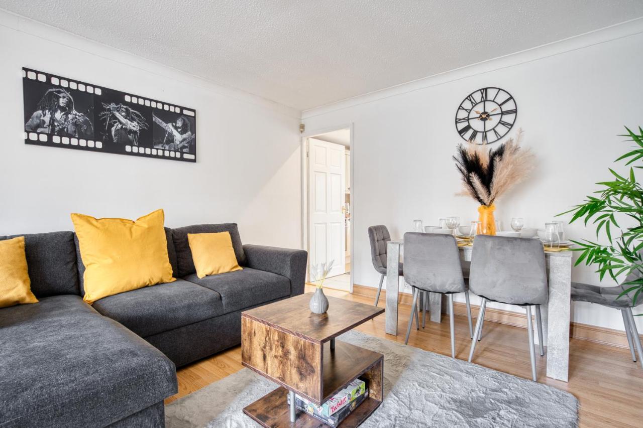 Liverpool Home With Free Parking West Derby Εξωτερικό φωτογραφία